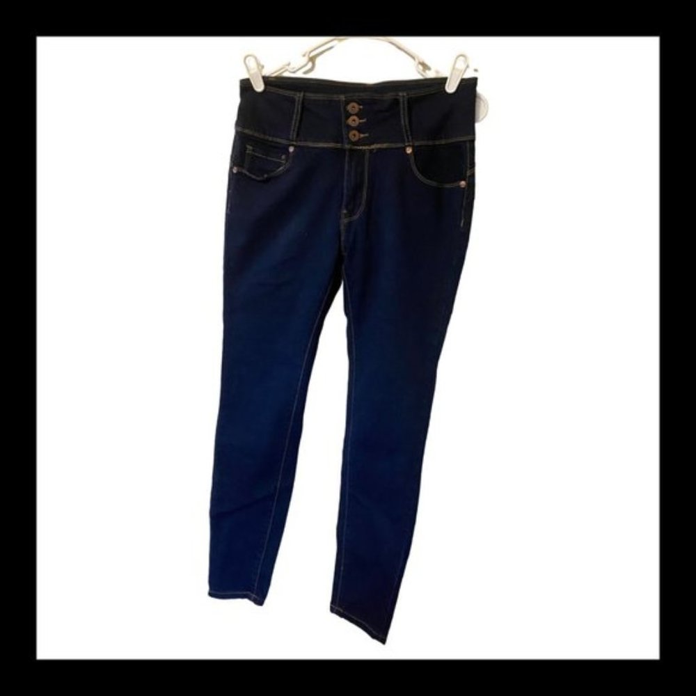 Size 11 L'square Skinny Jeans